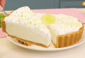 Torta de Limão com Mousse Cremosa e Base Macia: Receita Fácil para Fazer e Vender