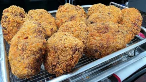 Bolinho de Carne Crocante e Suculento para Fazer em Casa
