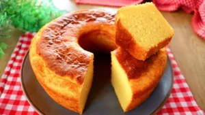 Bolo de Fubá Cozido Fácil e Fofo com Sabor Caseiro