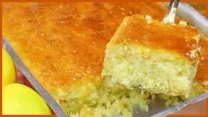 Bolo de Laranja Fofinho com Calda Caseira para o Café da Tarde