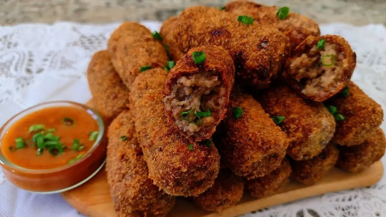 Croquete de Carne Moída Crocante e Cremoso para Servir como Petisco