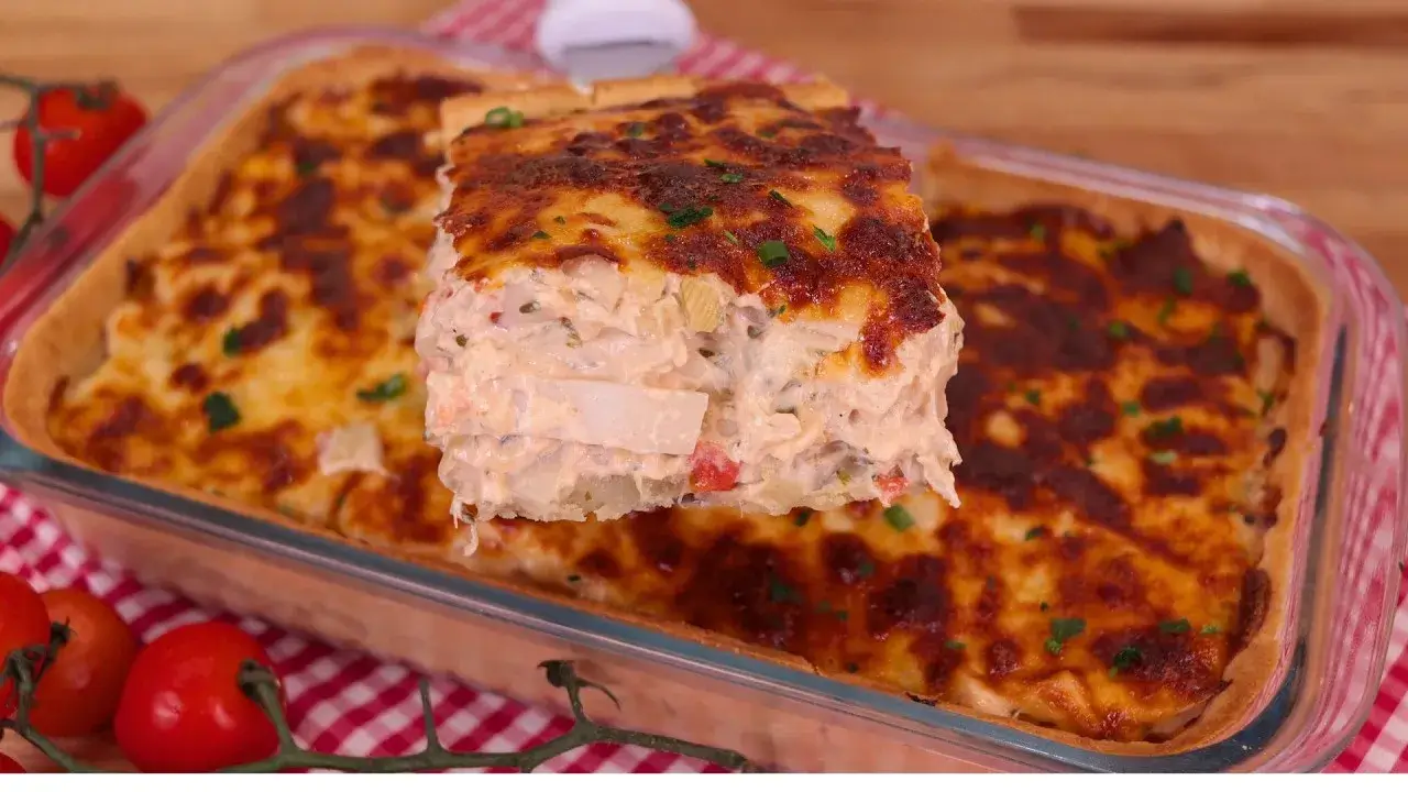 Empadão de Palmito Cremoso na Travessa Fácil para Almoço Especial