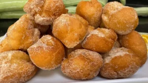 Lanche frito fácil e rápido para o café da tarde