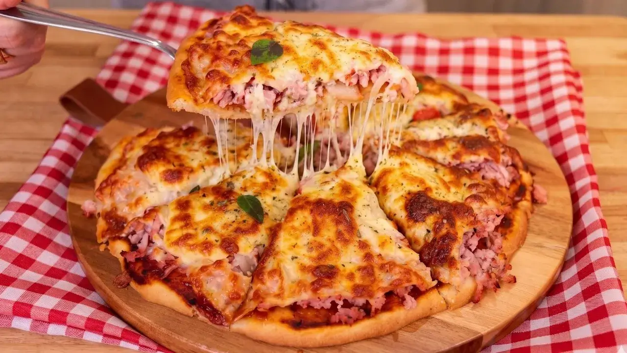 Pizza Caseira de Massa Mole Fácil: Receita Prática para Fazer em Casa