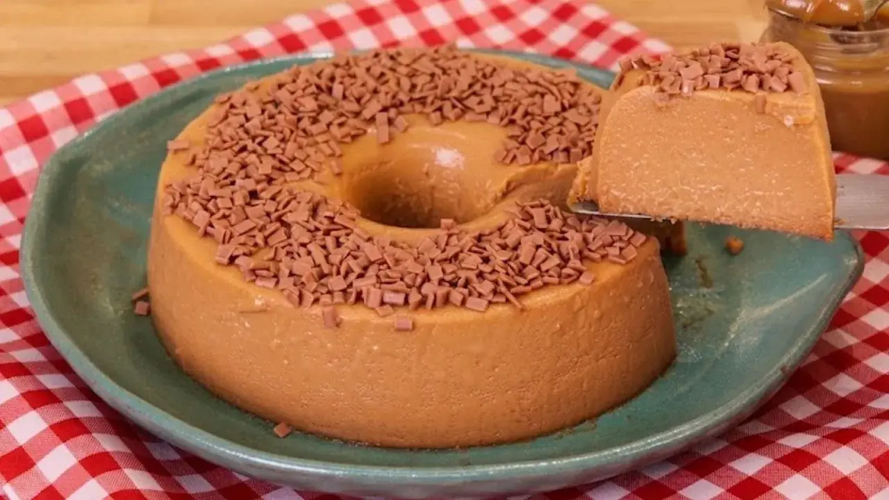 Brigadeirão de Doce de Leite Cremoso com Chocolate Branco
