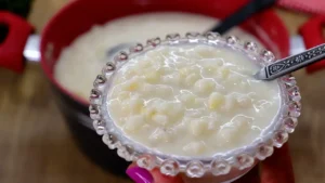 Canjica Cremosa com Coco para Festa Junina que Fica Encorpada e Saborosa