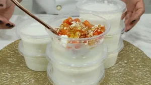 Iogurte Natural Caseiro com 2 Ingredientes que Rende Muito e Fica Super Cremoso