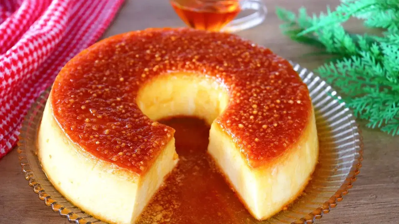 Pudim de Tapioca Cremoso com Coco e Calda Caramelizada