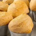 Pão de Queijo de Padaria no Liquidificador: Cresce Muito e Fica Leve e Saboroso