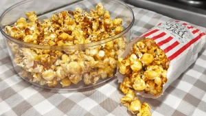 Pipoca Caramelada Crocante para Fazer em Casa e Matar a Saudade das Festas Juninas