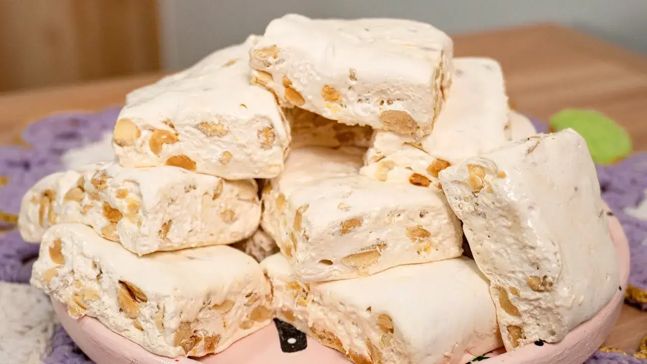 Torrone de Amendoim com Marshmallow: Docinho Macio com Apenas 5 Ingredientes